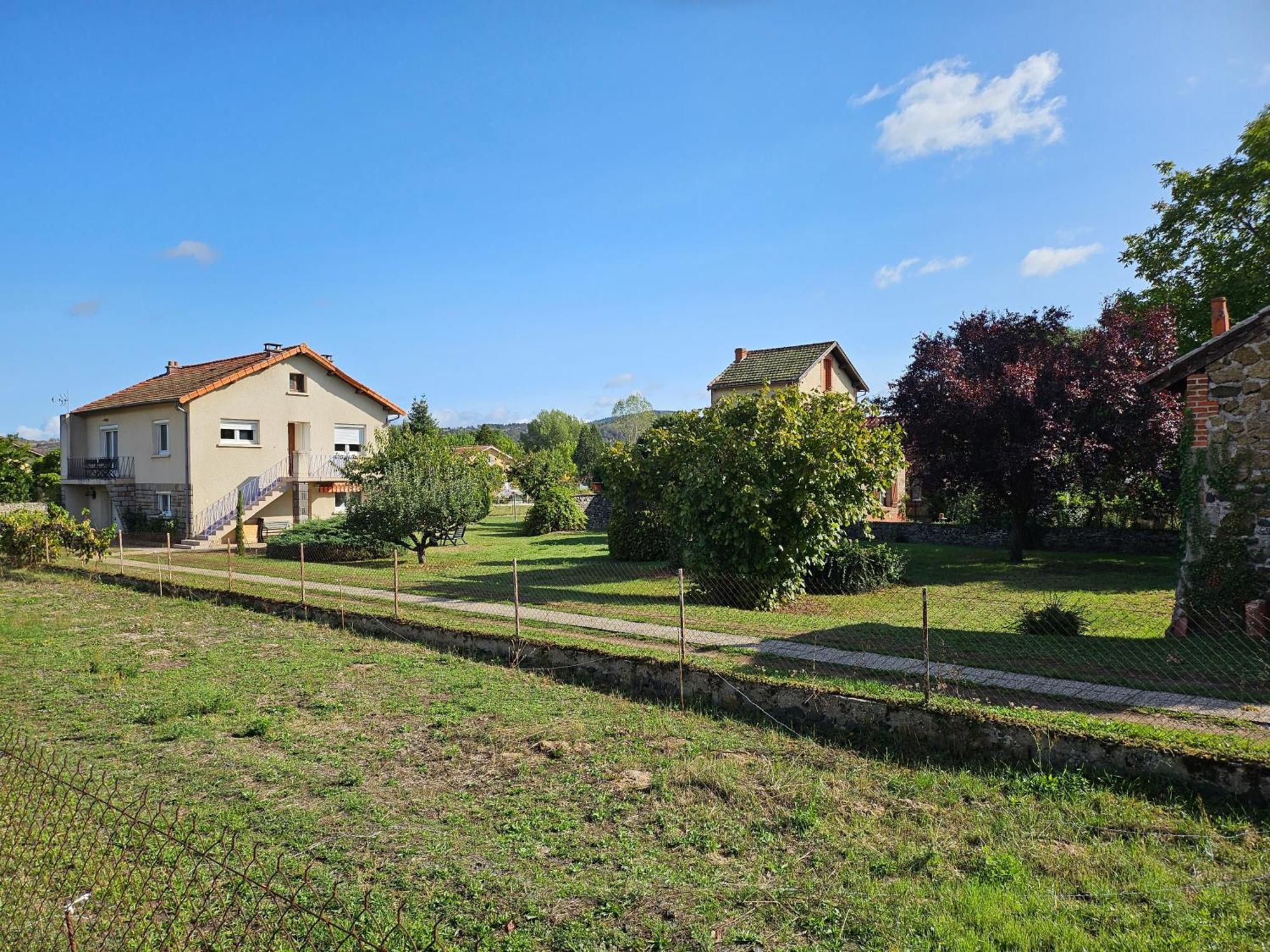 La Bourzede Daire Langeac Dış mekan fotoğraf